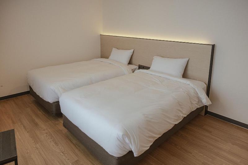 Lemain Hotel Seogwipo image