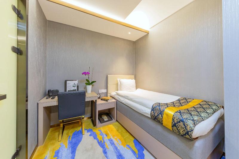 Livington Hotel image