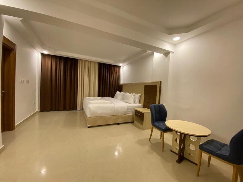 Diamond Star Hotel image