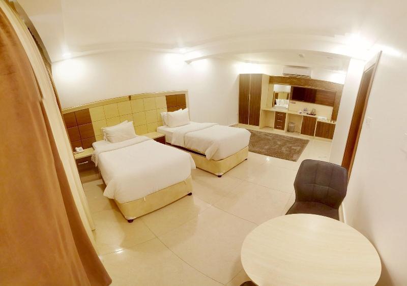 Diamond Star Hotel image