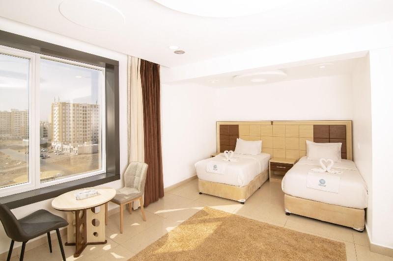 Diamond Star Hotel image