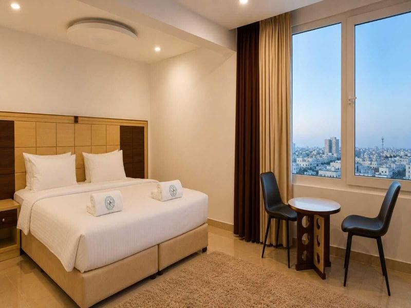 Diamond Star Hotel image