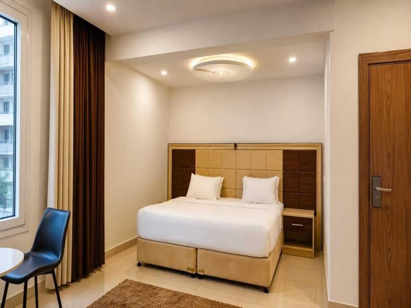 Diamond Star Hotel image