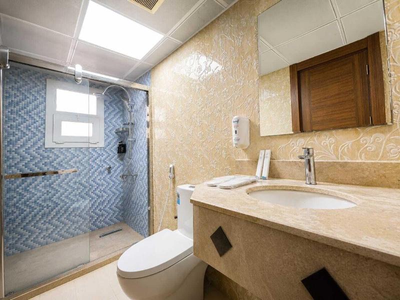 Diamond Star Hotel image