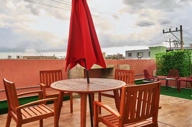 Nora Hotel Co Living image