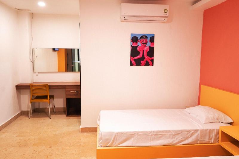 Nora Hotel Co Living image