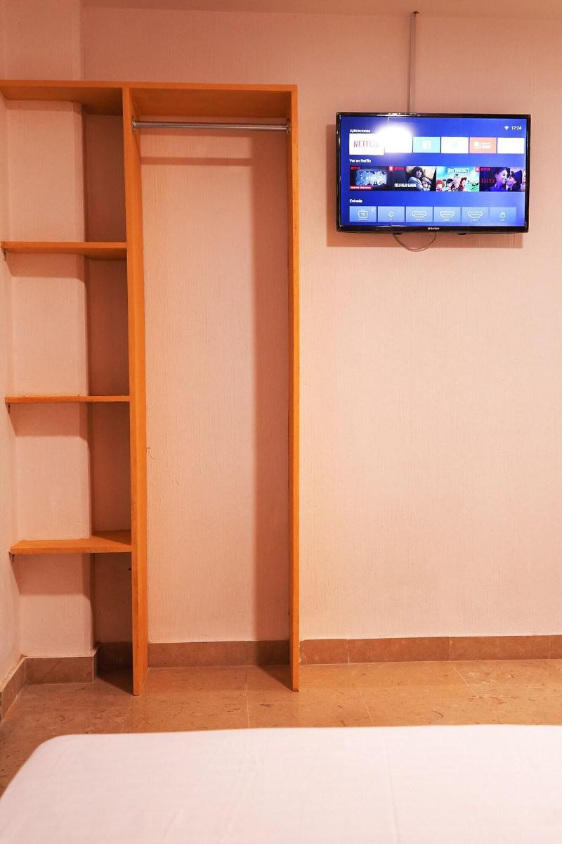 Nora Hotel Co Living image