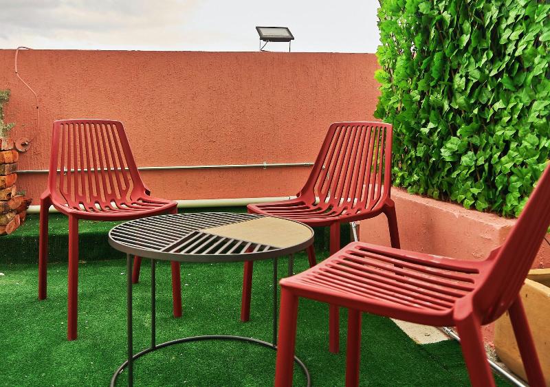 Nora Hotel Co Living image