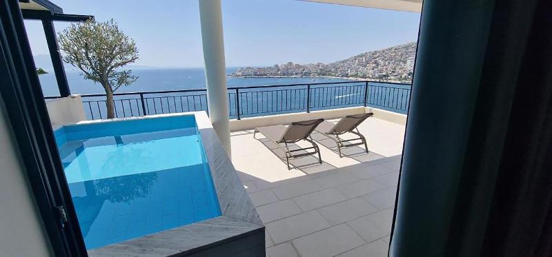 Joanna Suites image