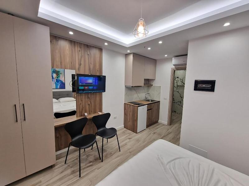 Joanna Suites image
