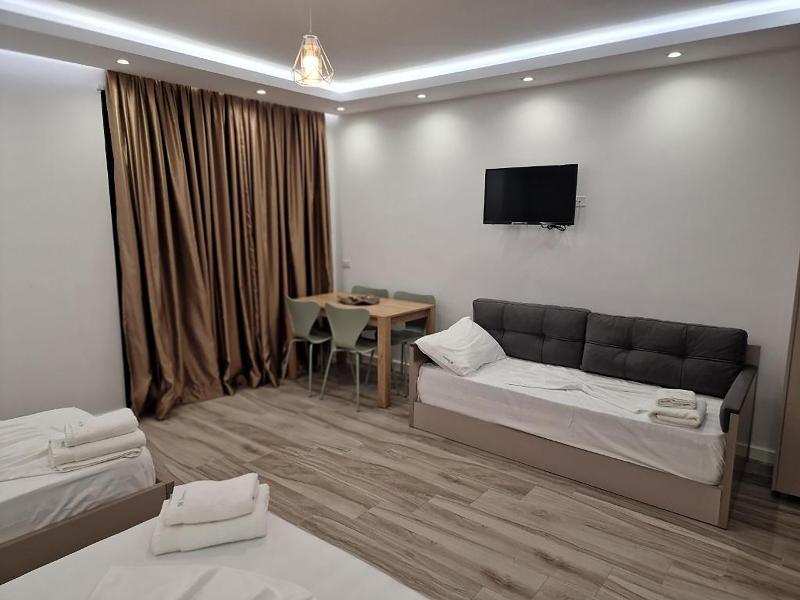 Joanna Suites image