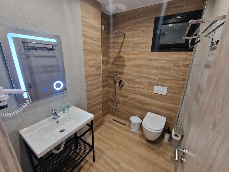 Joanna Suites image