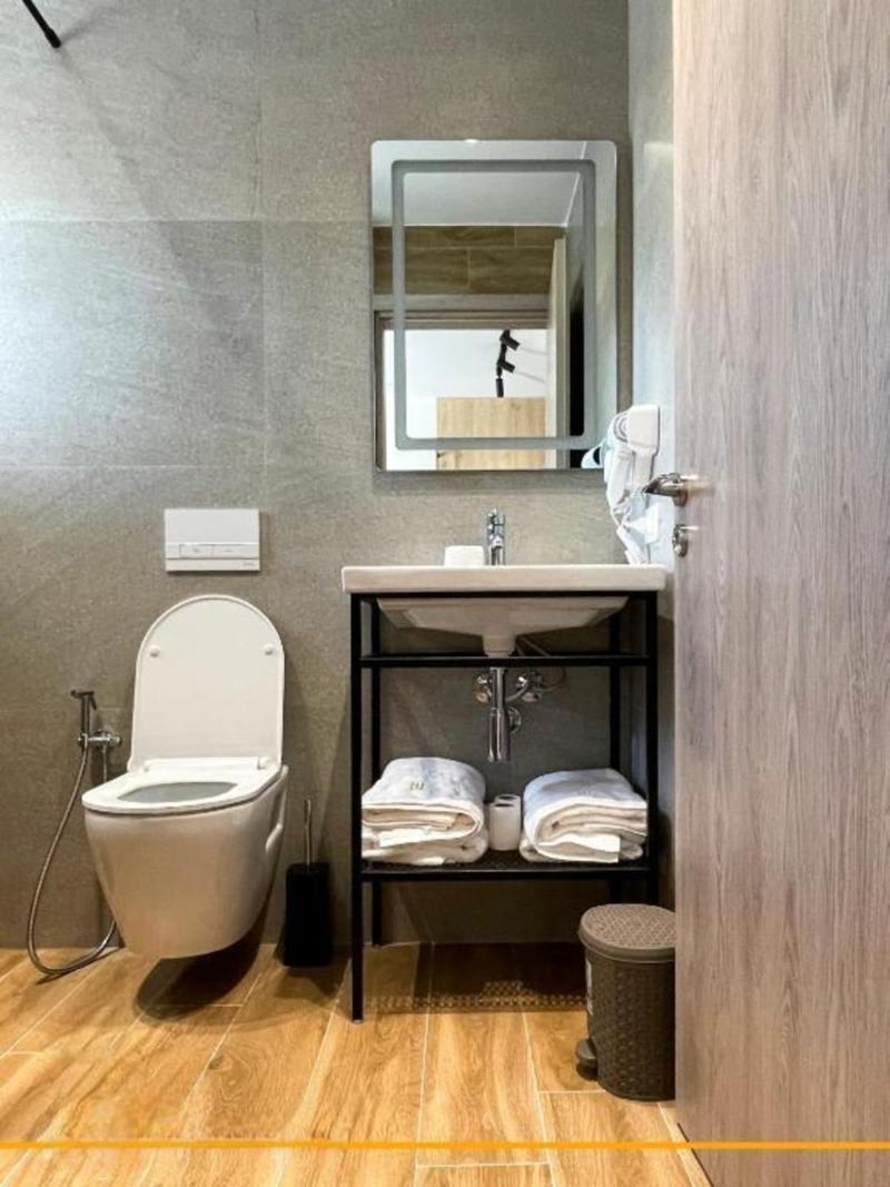 Joanna Suites image