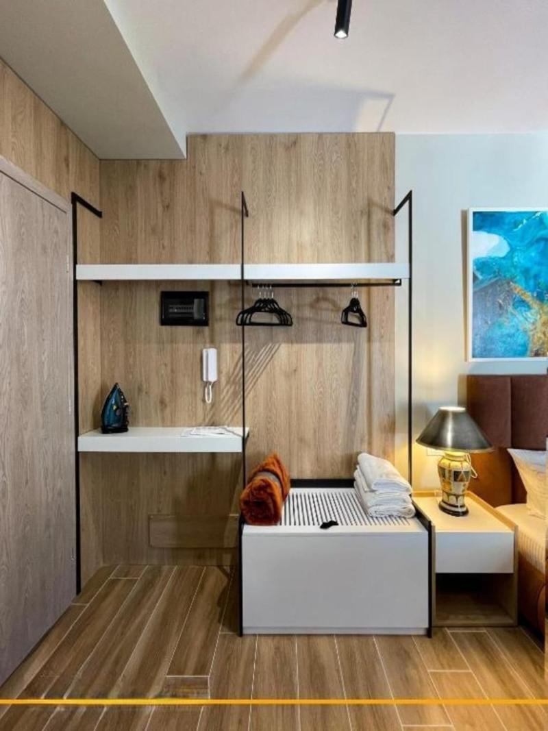 Joanna Suites image