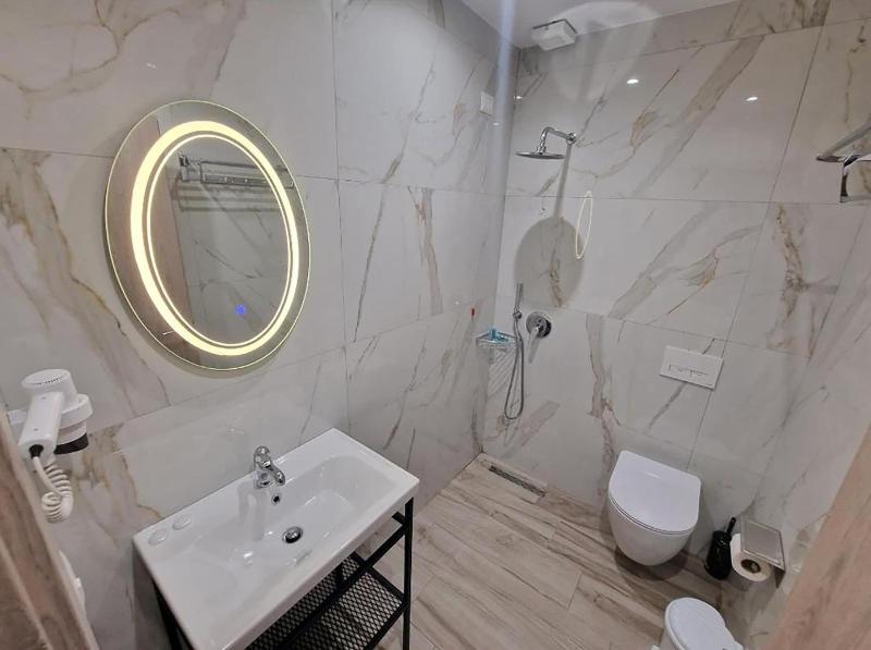 Joanna Suites image