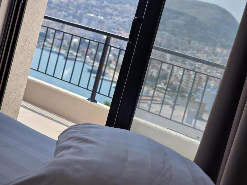 Joanna Suites image