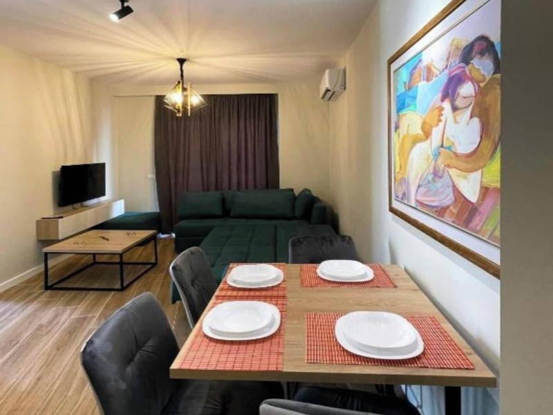 Joanna Suites image