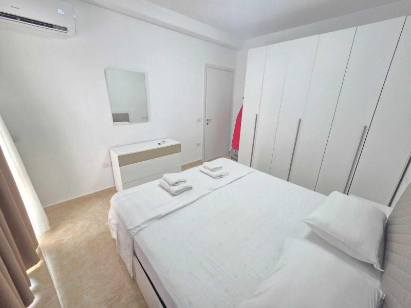 Joanna Suites image