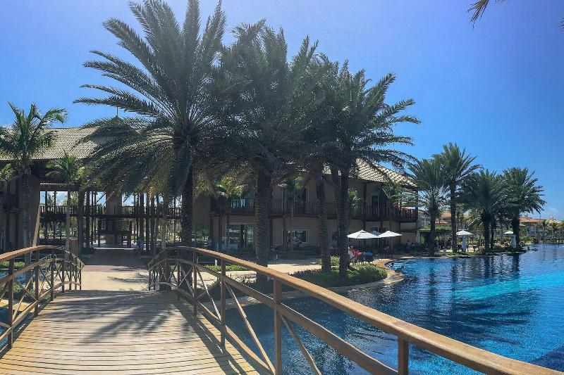 Penthouse Apartment With Hot Tub Near Beach