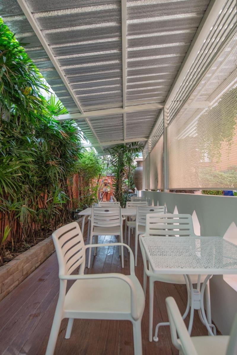 At 42 Residence image
