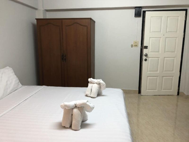 At 42 Residence image