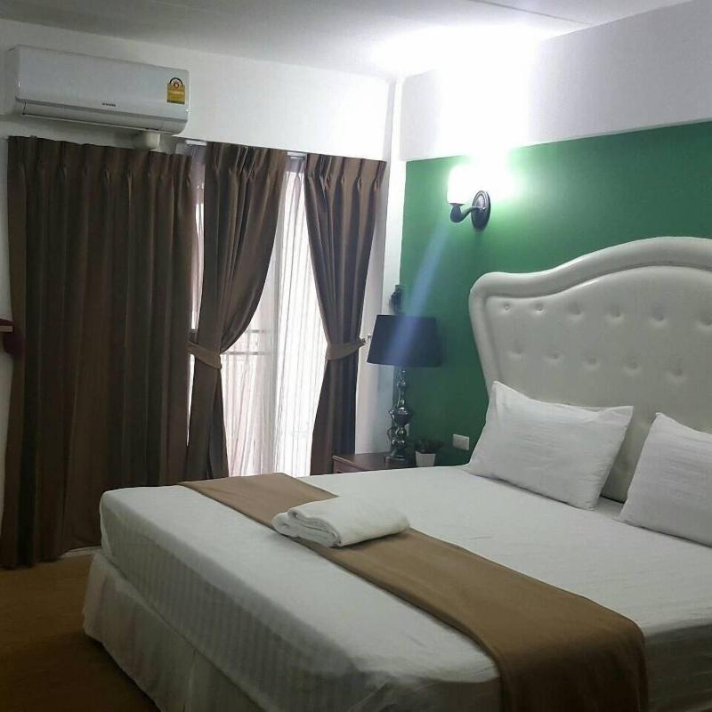 At 42 Residence image