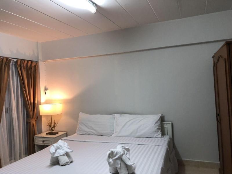 At 42 Residence image