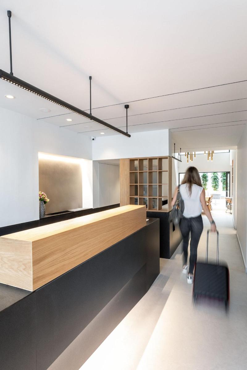 Days City Suites - Image 4