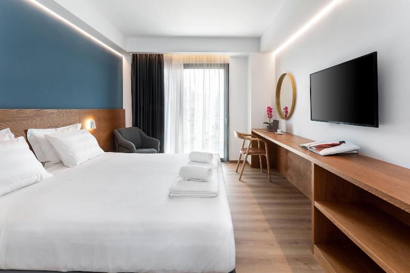 Days City Suites - Image 6