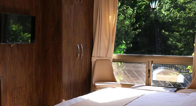 The Opulent Resort Conference image