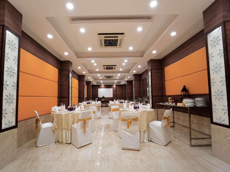 Madhuban Sarovar Portico image