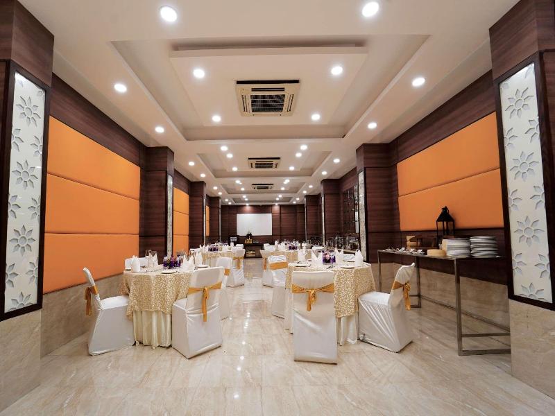 Madhuban Sarovar Portico image
