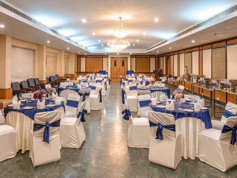 Madhuban Sarovar Portico image