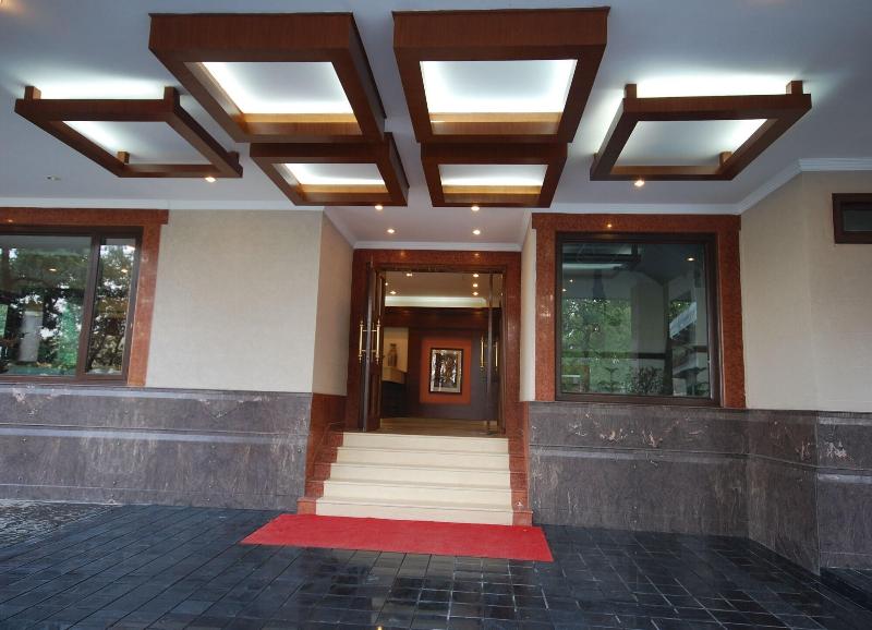 Madhuban Sarovar Portico image