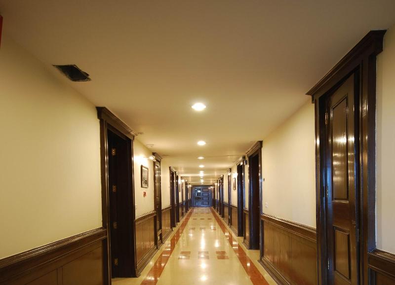 Madhuban Sarovar Portico image