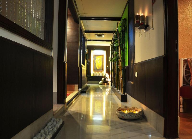 Madhuban Sarovar Portico image