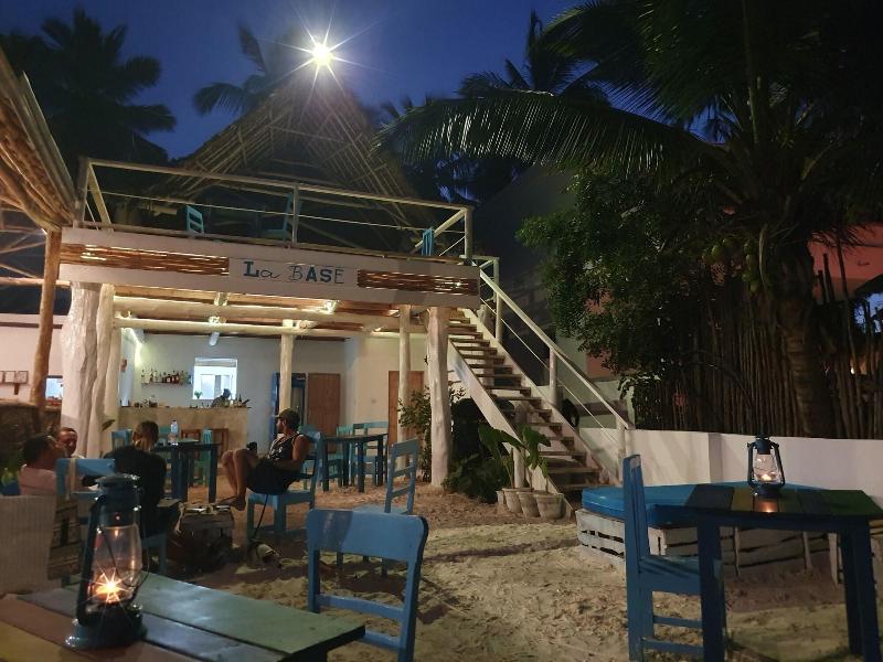 La Base B B — photo 3