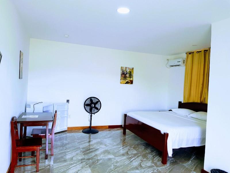 Day Night Hotel image
