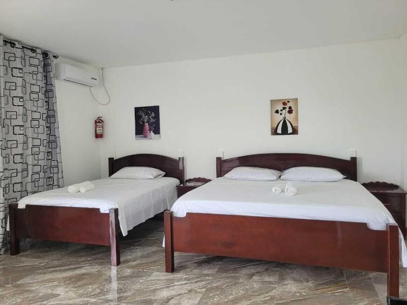 Day Night Hotel image
