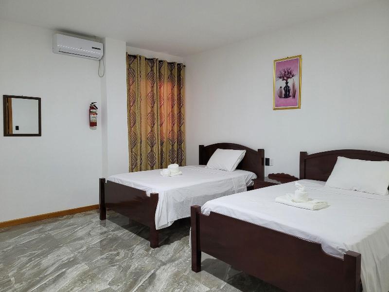 Day Night Hotel image