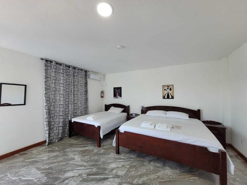 Day Night Hotel image