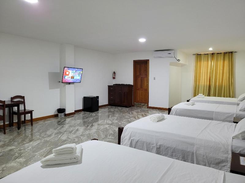 Day Night Hotel image