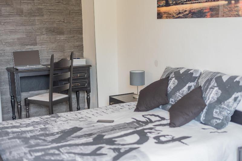 Private Comfortable Apartments image