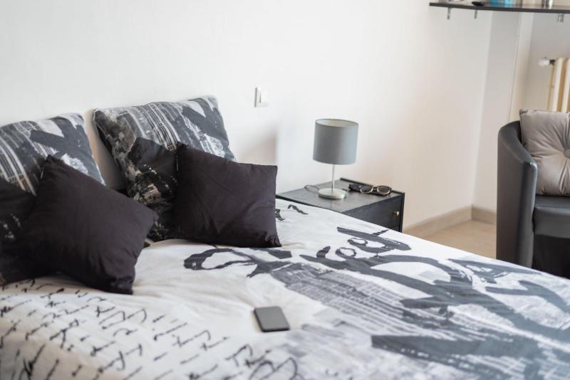 Private Comfortable Apartments image