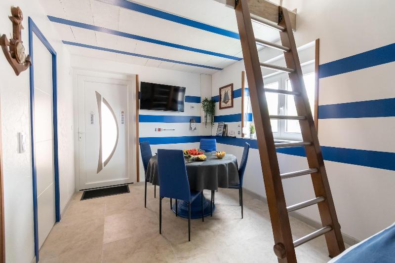 Private Comfortable Apartments image