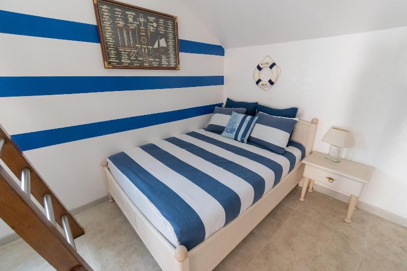 Private Comfortable Apartments image