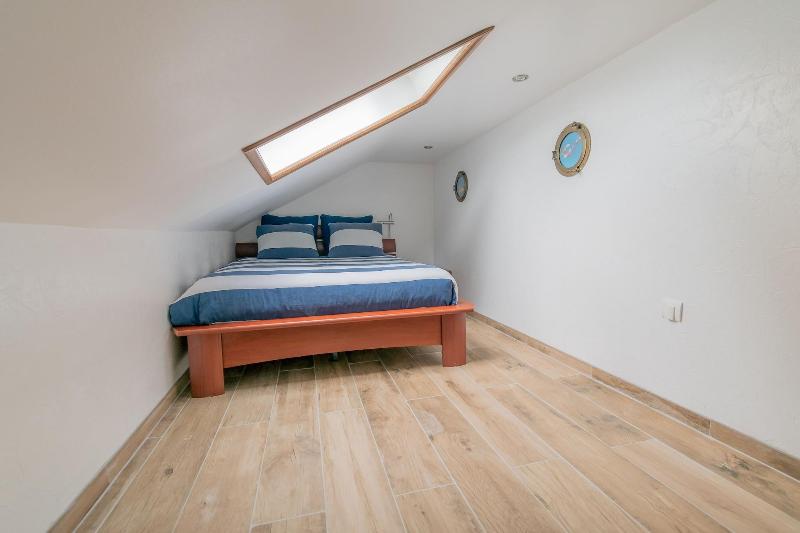 Private Comfortable Apartments image