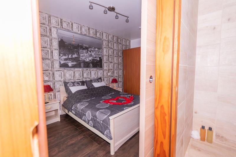 Private Comfortable Apartments image