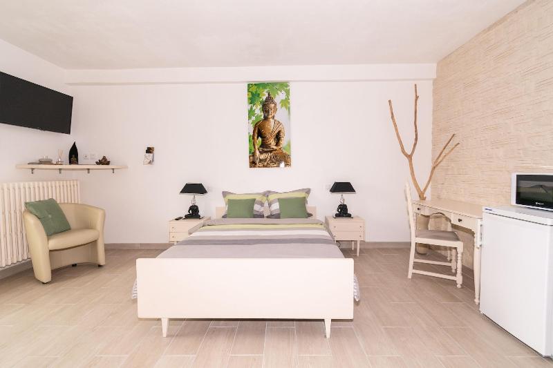 Private Comfortable Apartments image