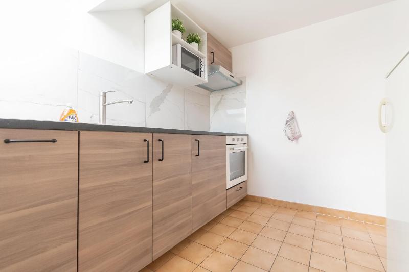 Private Comfortable Apartments image